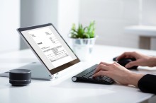 Invoice Factoring Vs. Invoice Discounting: Which One Is Right For Your Business?
