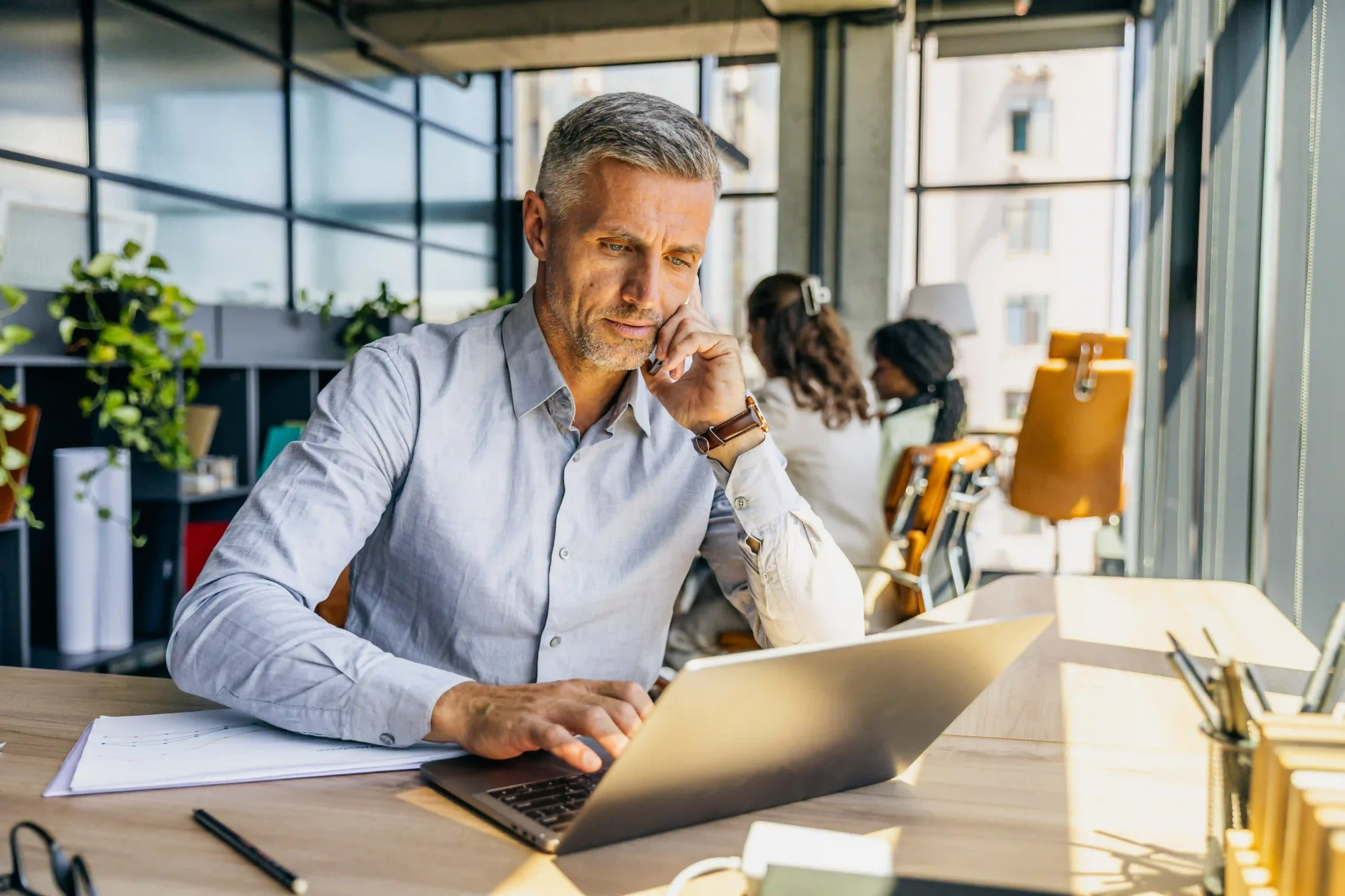 Invoice Financing vs. Invoice Factoring