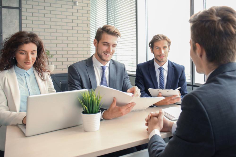 The Pros And Cons Of Invoice Factoring For Staffing Agencies