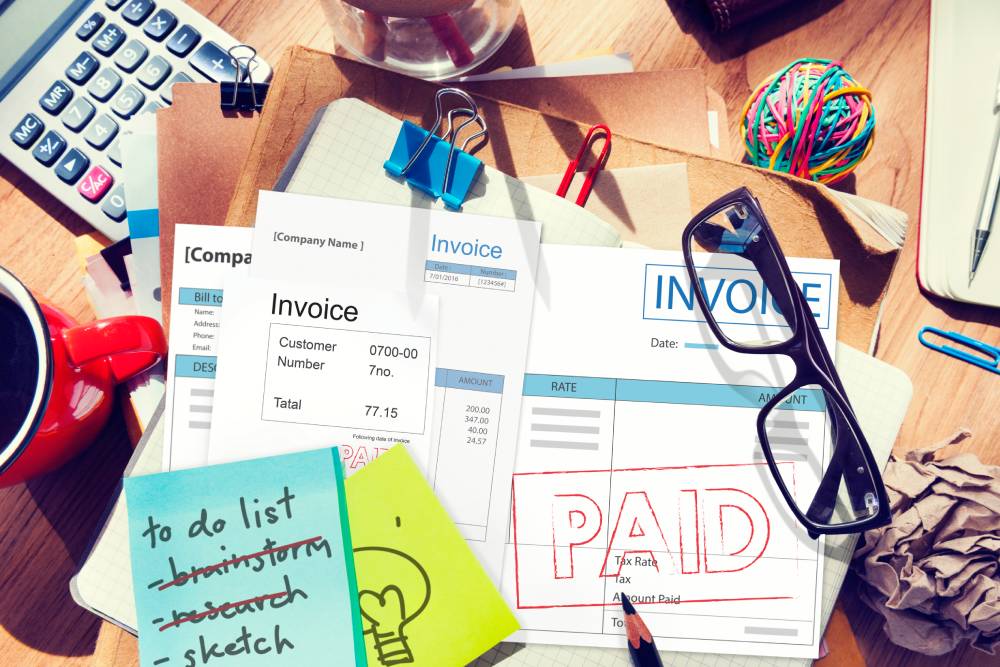 The Pros & Cons Of Invoice Financing Explained